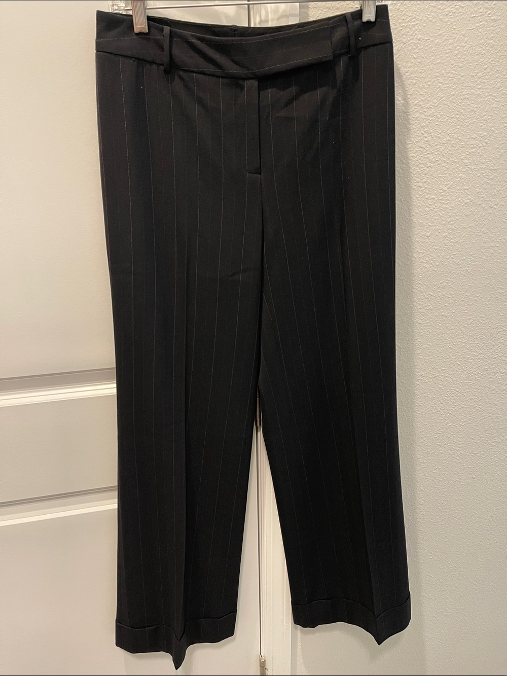 Ann Taylor Black Pinstripe Dress Pants Sz 4